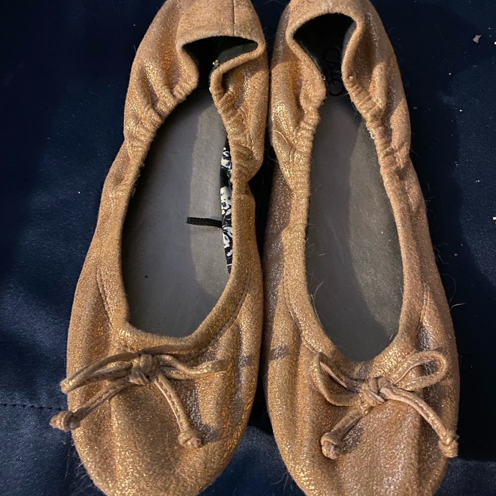 Gold Sparkly Cato Ballet Flats. Size 10